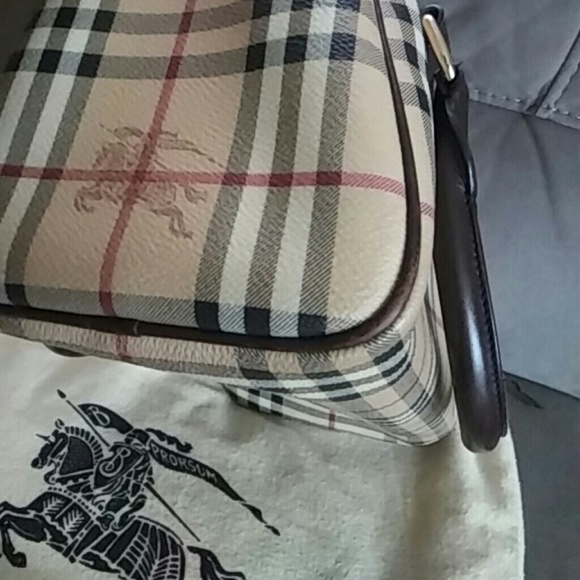⏫sold elsewhere⏫ Authentic Burberry bag - Picture 4 of 8